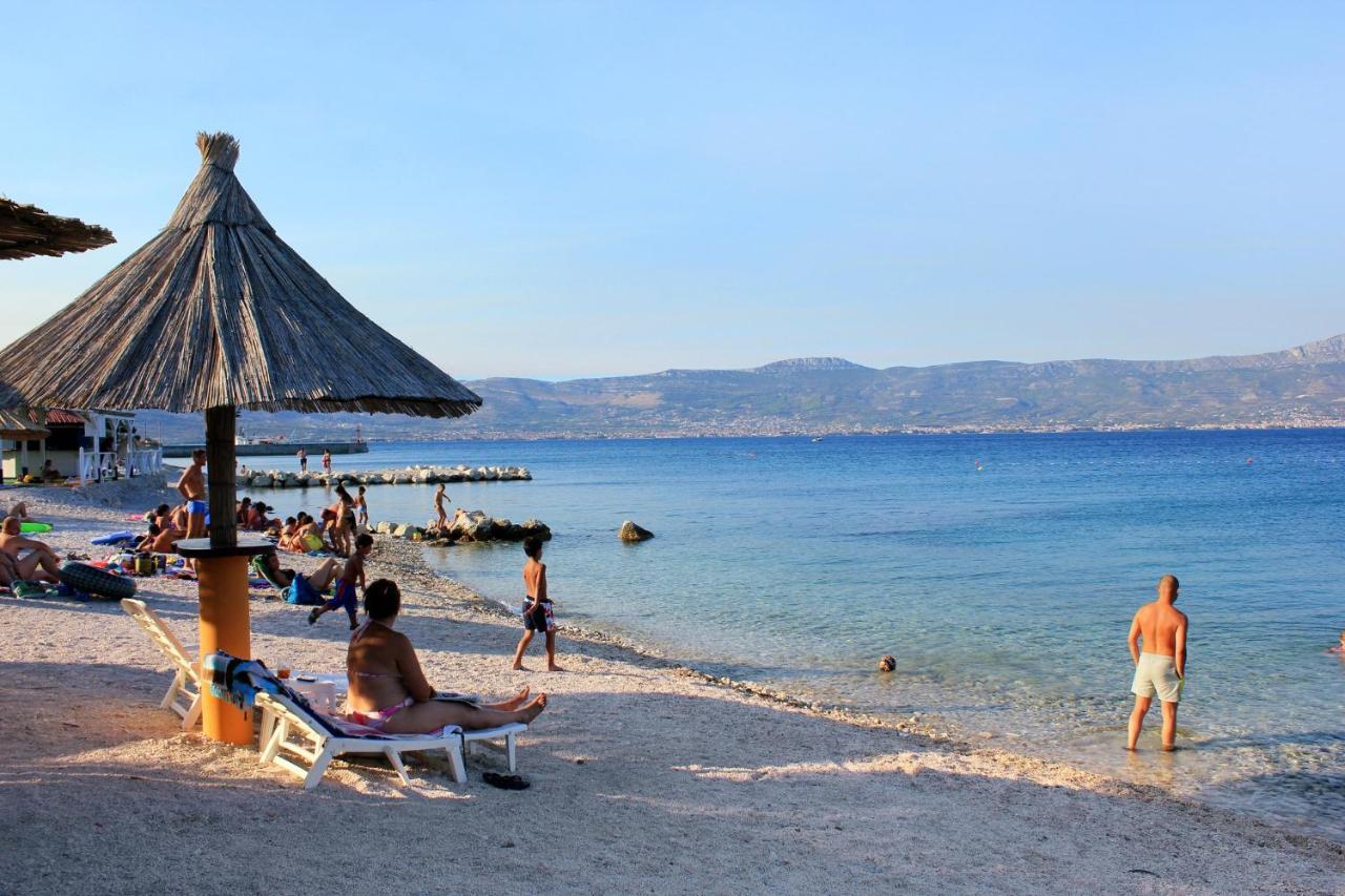 Apartments By The Sea Slatine, Ciovo - 16345 Extérieur photo