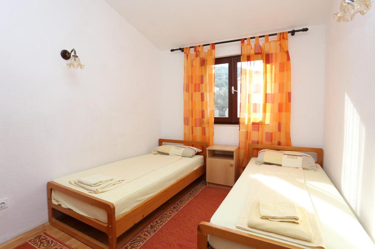 Apartments By The Sea Slatine, Ciovo - 16345 Extérieur photo