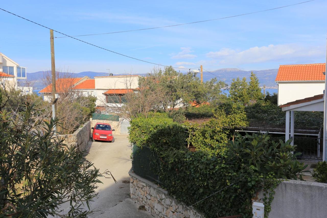Apartments By The Sea Slatine, Ciovo - 16345 Extérieur photo